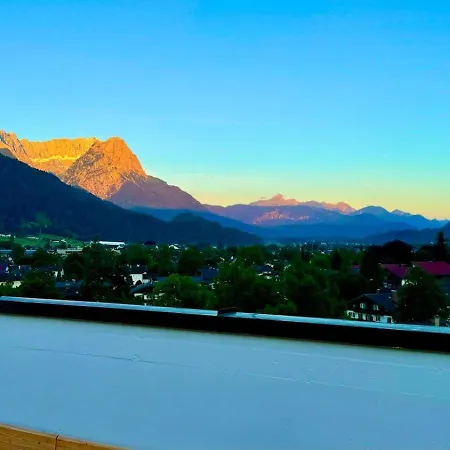 Dachterrasse Panorama-glueck I Appartement Garmisch-Partenkirchen